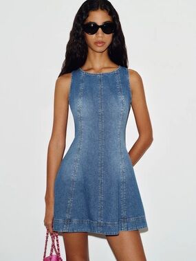 NWT Reformation Kehlani Denim Mini Dress Size 2 Light Wash Blue in Sula